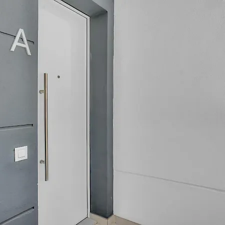 Vanian Gardens By Finest Apartamento