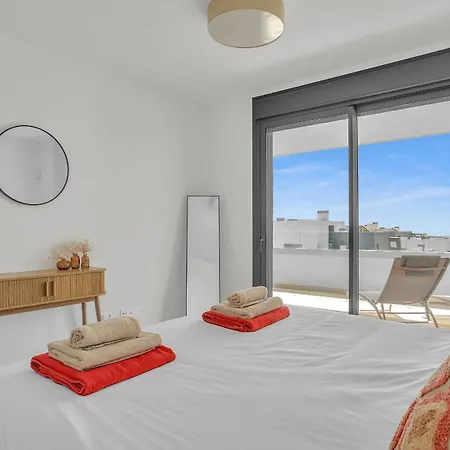 Vanian Gardens By Finest Apartamento