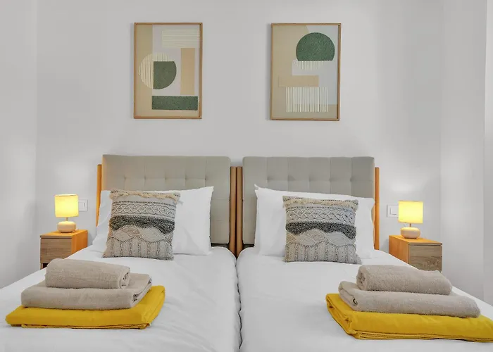 Apartment Vanian Gardens By Finest