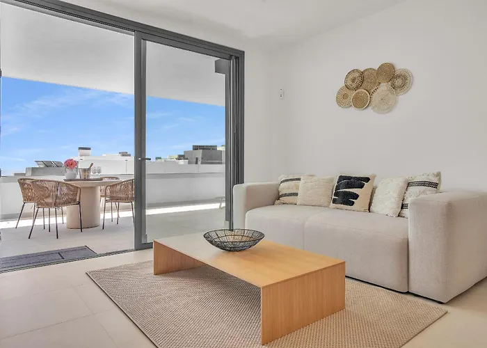 Vanian Gardens By Finest Apartment