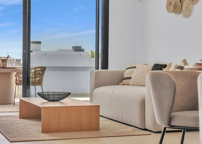 Vanian Gardens By Finest * 에스테포나